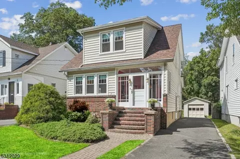9 Myrtle Ave, Chatham, NJ 07928