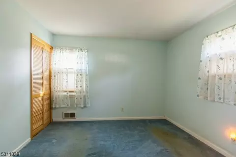 30 Lynn Ave, Middlesex, NJ 08846 photo 15