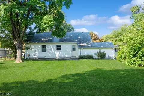 30 Lynn Ave, Middlesex, NJ 08846 photo 8