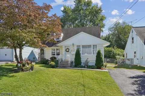 18 Barnett St, Rockaway, NJ 07866