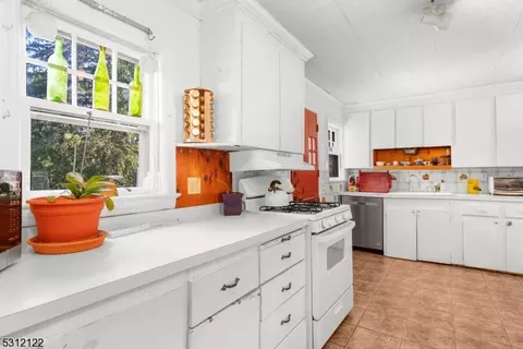 386 County Road 601, Belle Mead, NJ 08502
