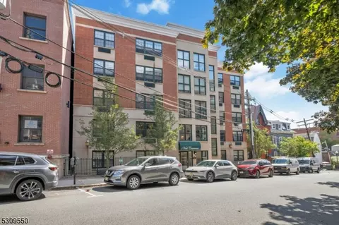 7 Prospect St #505, Morristown, NJ 07960