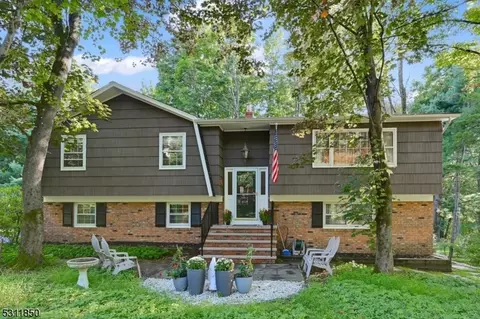 58 Pleasant Hill Rd, Randolph, NJ 07869
