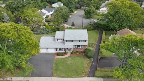 350 Forest Ave, Paramus, NJ 07652 photo 29