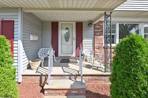350 Forest Ave, Paramus, NJ 07652 photo 5