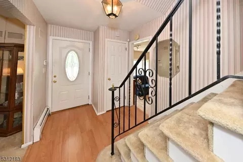 350 Forest Ave, Paramus, NJ 07652 photo 6