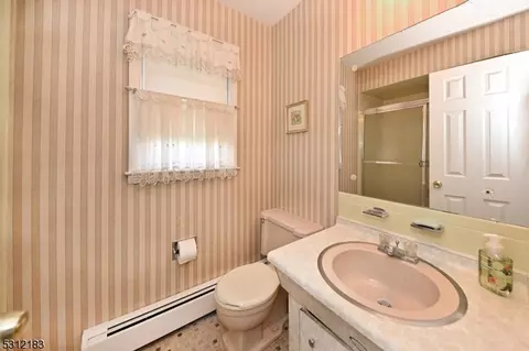 350 Forest Ave, Paramus, NJ 07652 photo 19