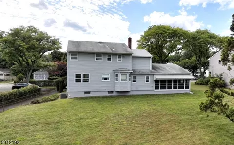 350 Forest Ave, Paramus, NJ 07652 photo 28
