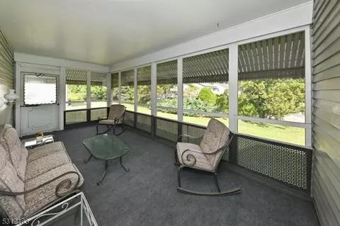 350 Forest Ave, Paramus, NJ 07652 photo 17