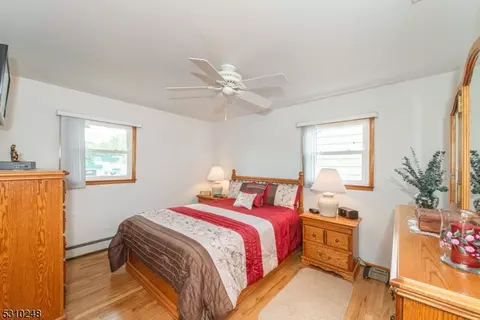 2 Dickens Pl # B, Wanaque Boro, NJ 07420 photo 9