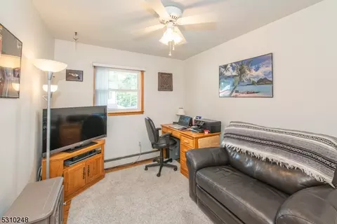 2 Dickens Pl # B, Wanaque Boro, NJ 07420 photo 11