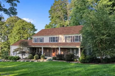 17 Cleacene Ave, Mount Olive, NJ 07828