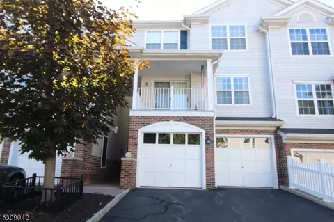 911 Hawley Ct, Denville, NJ 07834