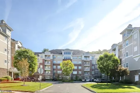 1300 Warrens Way #300, Wanaque, NJ 07465