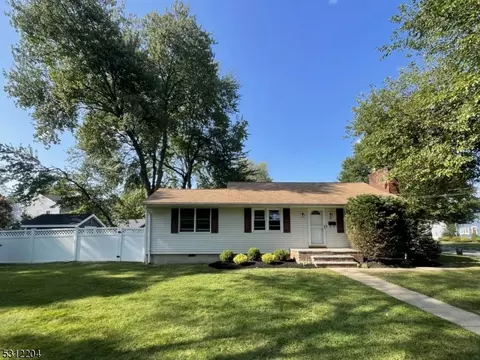 95 Bound Brook Rd, Parsippany-troy Hills Twp, NJ 07054