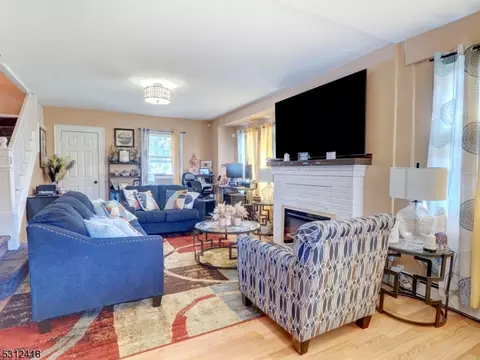 357 Clinton Ave, Plainfield, NJ 07063 photo 2