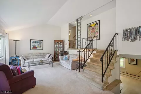 9 Woodside Rd, Springfield, NJ 07081 photo 3