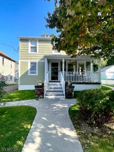 12 Cross St, Madison, NJ 07940