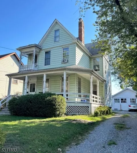351 Whittier Ave, Dunellen, NJ 08812
