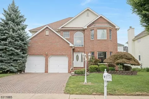 42 Janelle Blvd, Parsippany-troy Hills Twp, NJ 07054