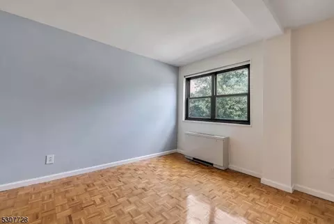 25 Grand Ave, Hackensack, NJ 07601 photo 10