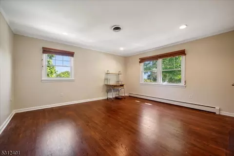 8 Rigby Ct, Wayne, NJ 07470 photo 25