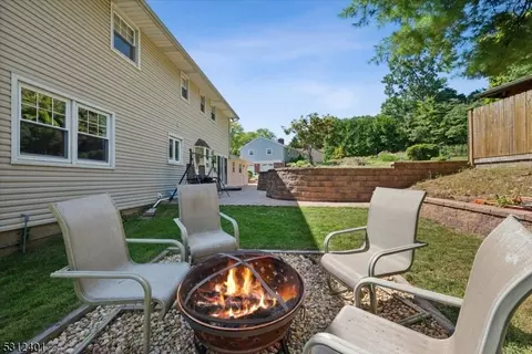 8 Rigby Ct, Wayne, NJ 07470 photo 34