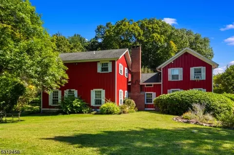 264 Schooleys Mountain Rd, Washington Twp, NJ 07853