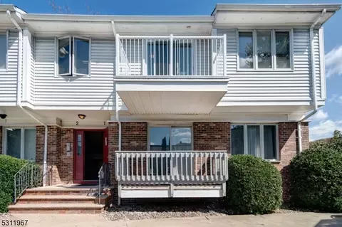 245 Main St #1B, Millburn, NJ 07041
