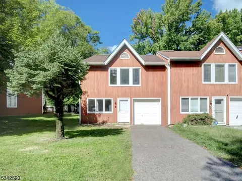 8 Mevan Ave, Englewood, NJ 07631