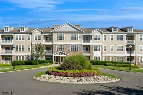 1109 Hale Dr, Wharton, NJ 07885