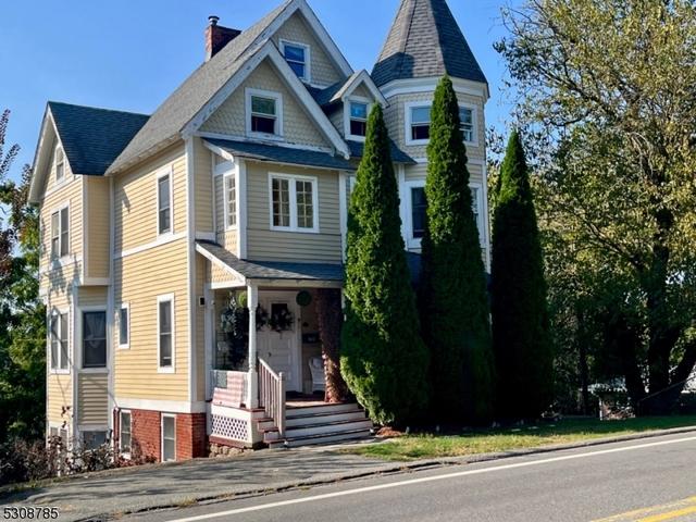 314 Center St, Roxbury Twp, NJ 07850