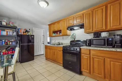 413-15 E 7th St, Plainfield, NJ 07060 photo 11