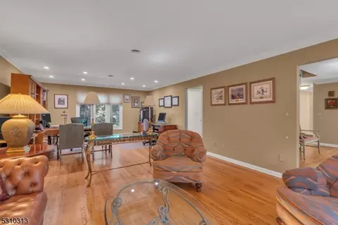 90 Alder Ave, Wayne, NJ 07470 photo 8