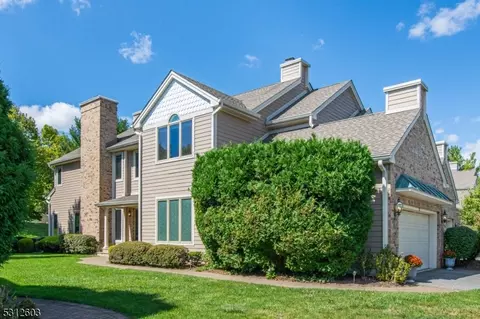 22 Louis Dr, Montville, NJ 07045