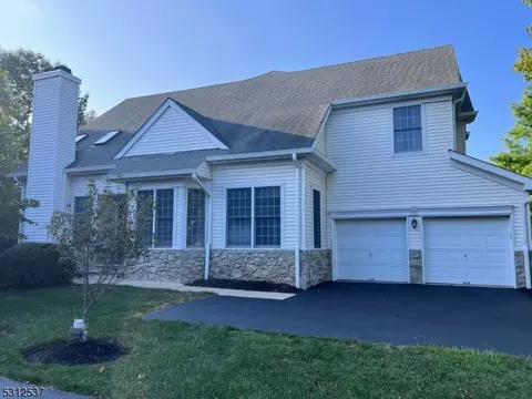 76 Westgate Dr, Annandale, NJ 08801