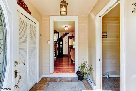 39 Codington Pl, Somerville, NJ 08876 photo 5