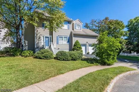 11 Delaney Ct, Bridgewater, NJ 08807