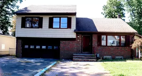 75 Hastings Ave, Nutley, NJ 07110