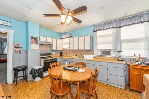 64 Danforth Ave, Paterson, NJ 07501 photo 18