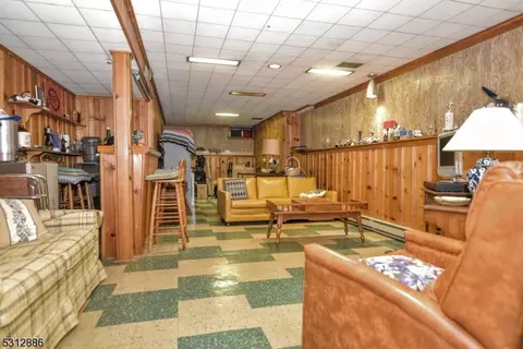 302 Oradell Ave, Paramus, NJ 07652 photo 20