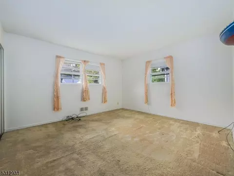104 Hillcrest Dr, Wayne, NJ 07470 photo 18