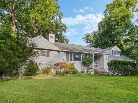 104 Hillcrest Dr, Wayne, NJ 07470 photo 3