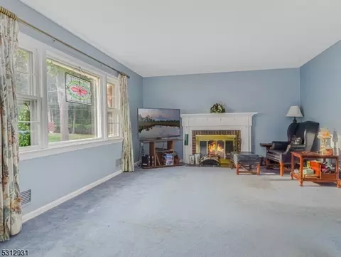 104 Hillcrest Dr, Wayne, NJ 07470 photo 7