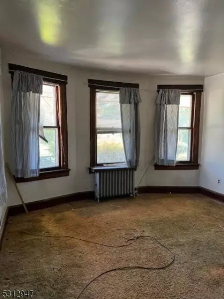 812 Monroe Ave, Plainfield, NJ 07063 photo 4