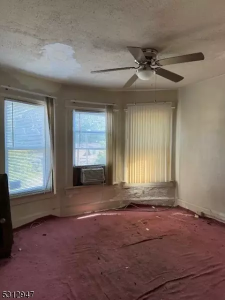 812 Monroe Ave, Plainfield, NJ 07063 photo 9