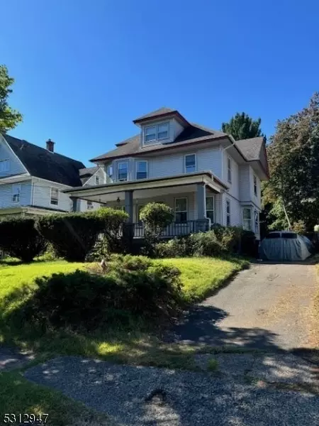 812 Monroe Ave, Plainfield, NJ 07063