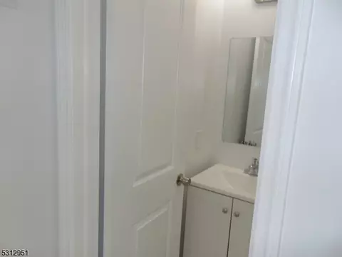 28 Riverview Ct, Secaucus, NJ 07094 photo 15