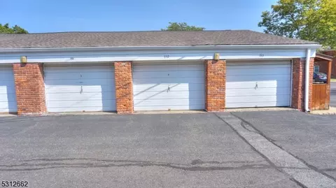 39 Atherton Ct # B, Wayne, NJ 07470 photo 13