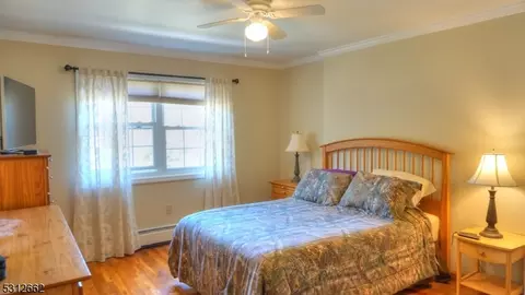 39 Atherton Ct # B, Wayne, NJ 07470 photo 8